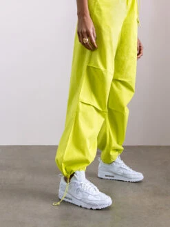 90's Parachute Standard Rise Pant Green Energy 10 90's Parachute Standard Rise Pant Green Energy -Clothing Store 0000s 0025 GreenEnergy3.30 7095