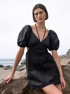 Best Seller 21 Summer Cutout Dress Black