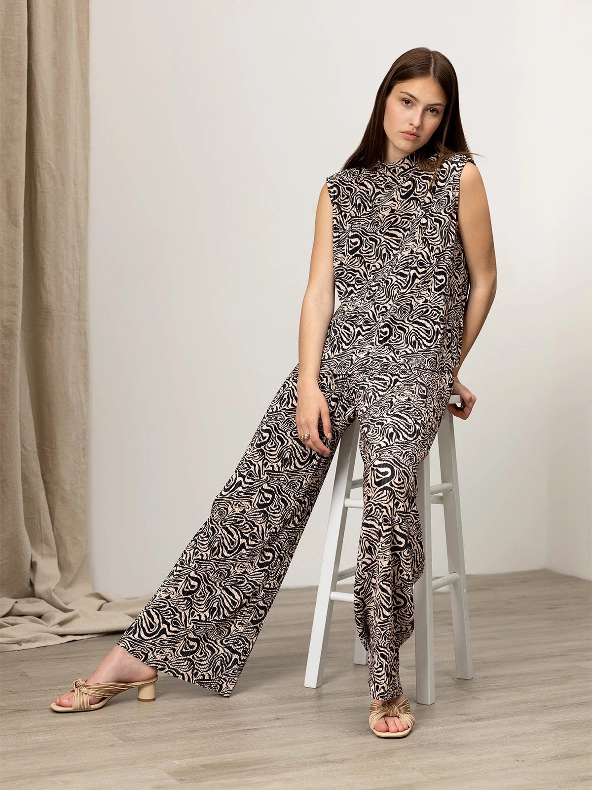 Plisse Semi High Rise Pull On Pant Safari 1 Plisse Semi High Rise Pull On Pant Safari