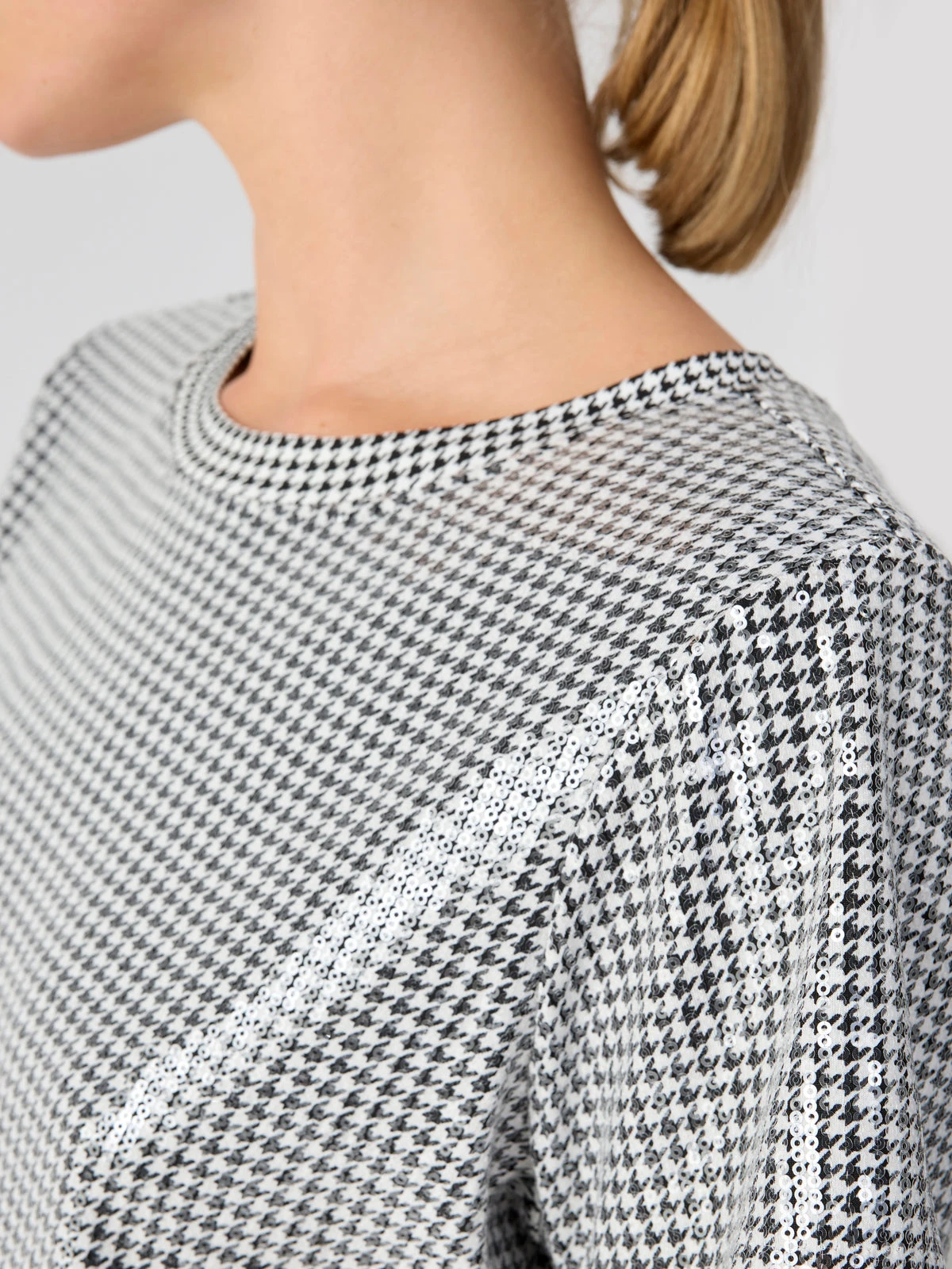 The Perfect Sequin Tee Micro Houndstooth 3 The Perfect Sequin Tee Micro Houndstooth - Image 3