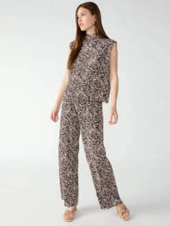 Plisse Mock Neck Top Safari -Clothing Store CB2410PE9 SAFR 1049