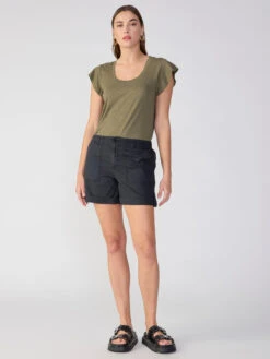 Switchback Cuffed Short Worn Black