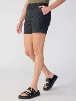 Switchback Cuffed Short Worn Black -Clothing Store CH0250R3O WRBL 3100