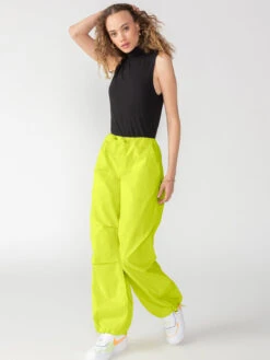 90's Parachute Standard Rise Pant Green Energy 9 90's Parachute Standard Rise Pant Green Energy -Clothing Store CP0950BW7 GREN 2476