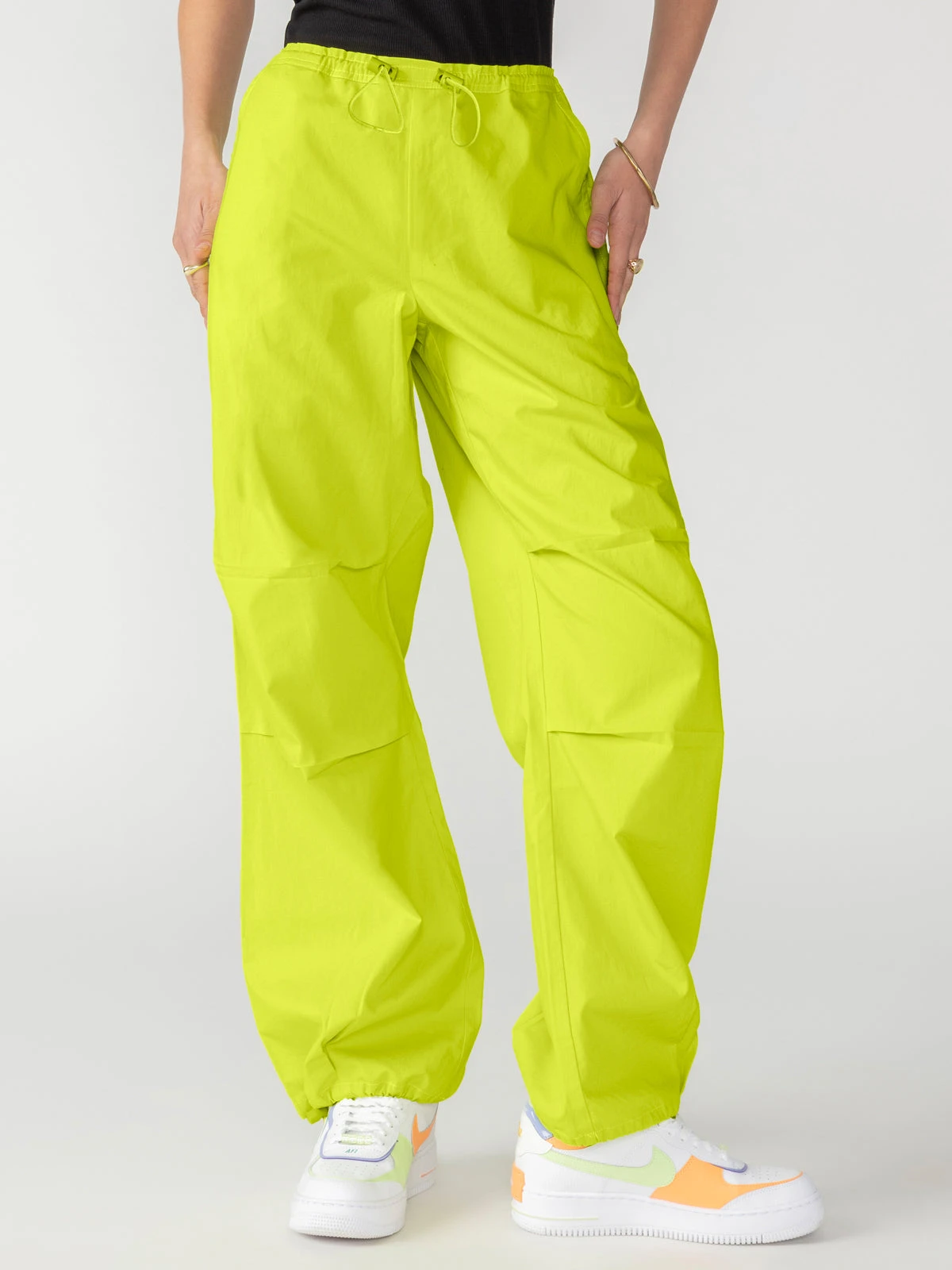 90's Parachute Standard Rise Pant Green Energy 2 90's Parachute Standard Rise Pant Green Energy - Image 2