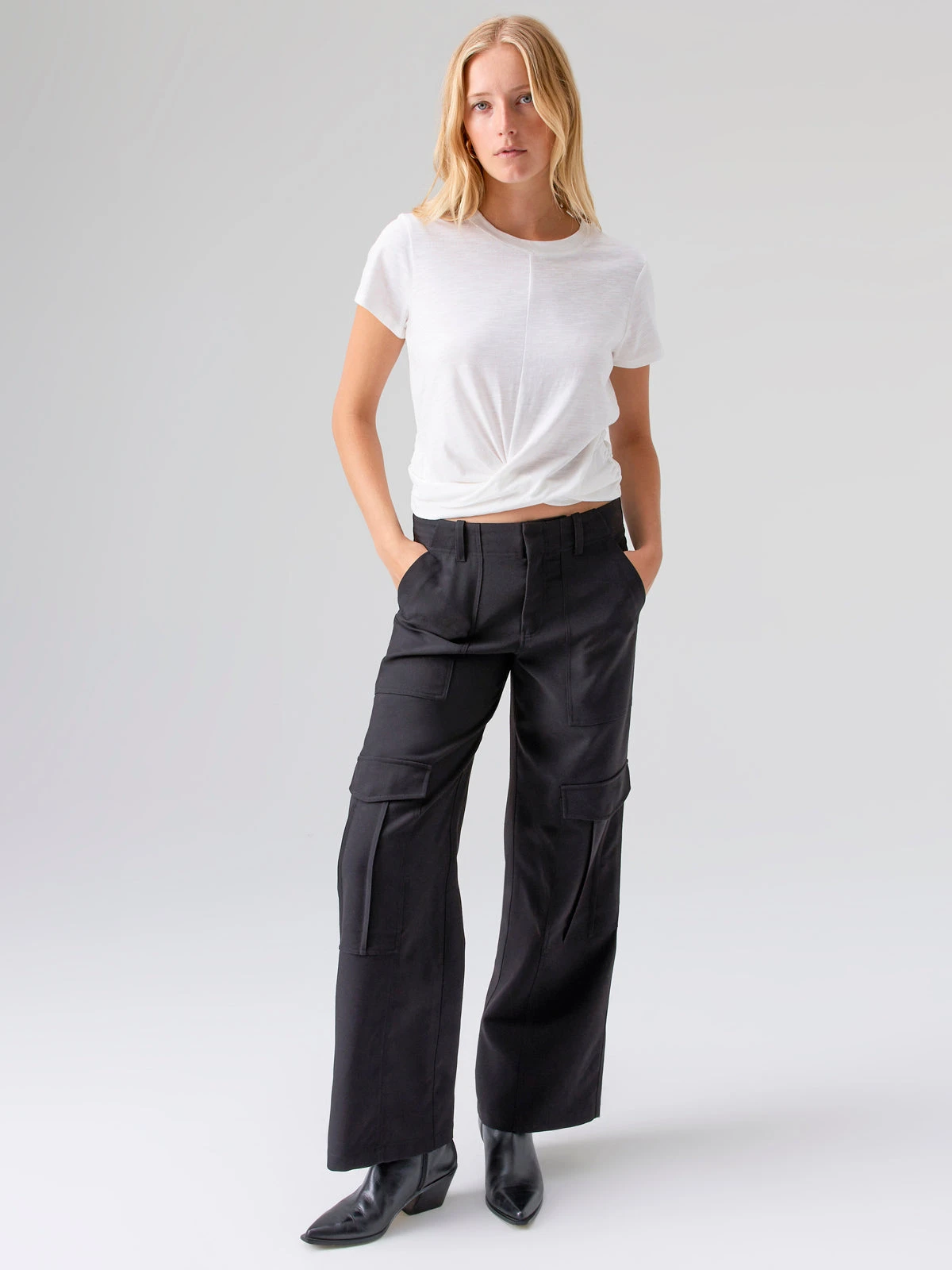 Level Up Standard Rise Cargo Pant Black 1 Level Up Standard Rise Cargo Pant Black