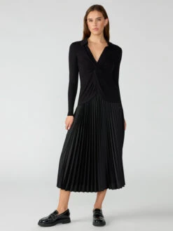 Everyday Pleated Satin Skirt Black
