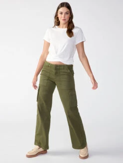 Highstreet Tee White -Clothing Store CT3139XK6 WHTE 000151