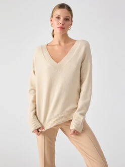 Easy Breezy V-Neck Pullover Sweater Toasted Marshmallow