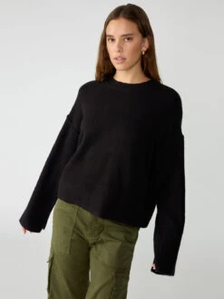 Best Seller 17 Sunday's Sweater Black