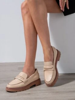 Westside Loafer Oatmilk